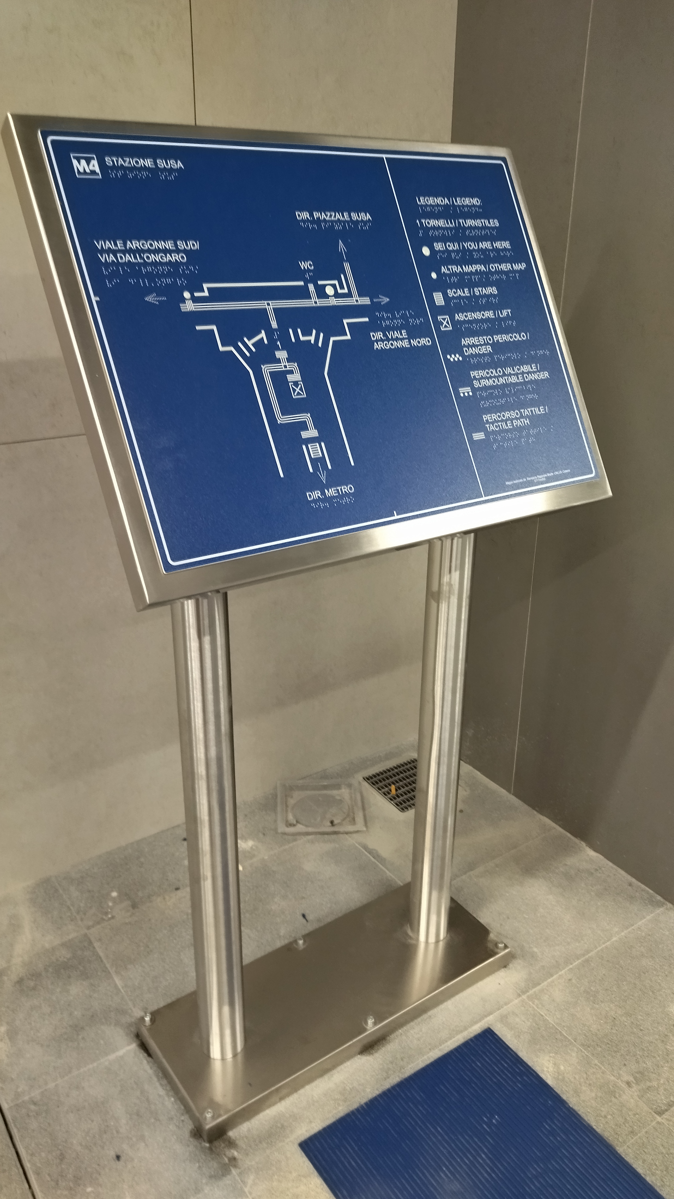 Mappa tattile atrio stazione Susa